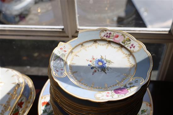 A Chamberlains Worcester dinner and dessert service, c.1816-20, soup tureen 30cm wide
